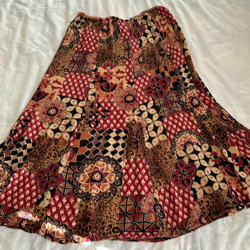 Napa Valley Petites women’s size PP Brown Geo print A-line Skirt. Elastic waist